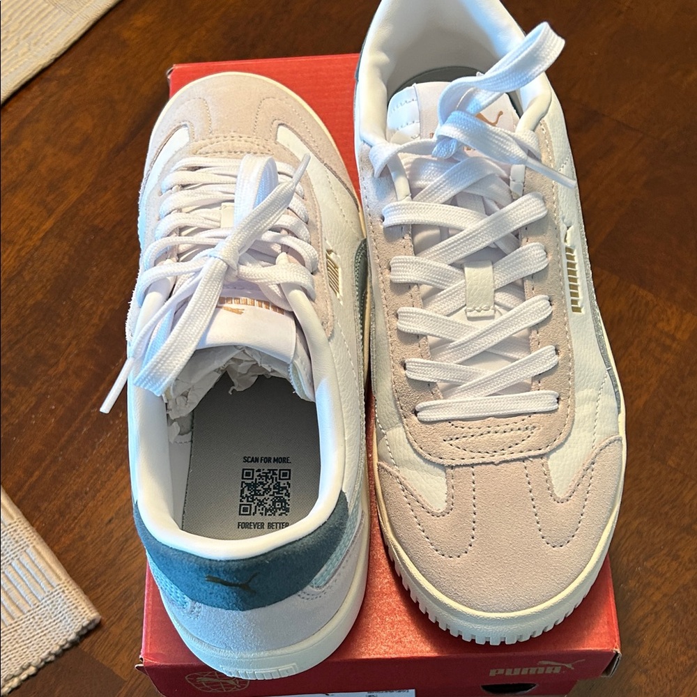 Puma White and Frosted Dew-Marble Puma Club 5v5 Suede Sneakers. Never worn.